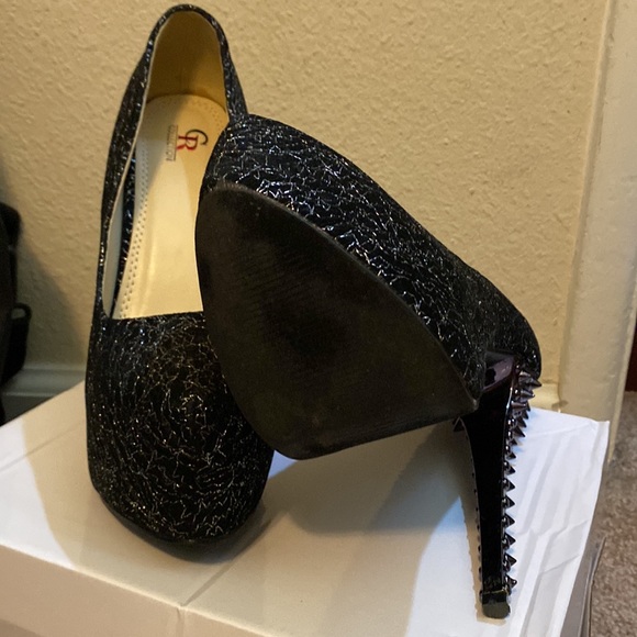 Dressy shoes - Picture 3 of 3